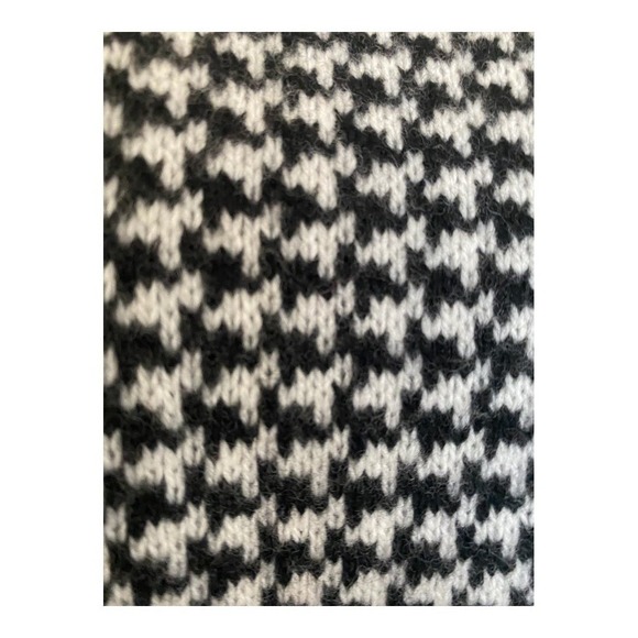 Merino Wool Embroidered Houndstooth Sweater Size L - Picture 2 of 10